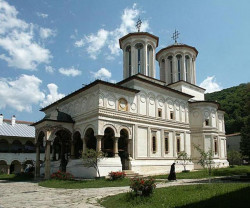 CSR 
Biserica Manastirii Hurezi 
2006-06-02 19:06:32