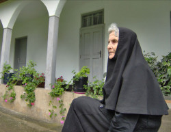 jovana 
Мати Ангелина - манастир св. Димитрија Дивљана 
2006-06-09 08:45:13