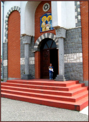 СаваД 
Храм Св. Апостола Петра и Павла у Рибарима 
2006-06-24 12:49:35