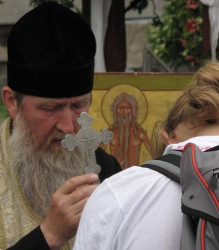miszka 
Prepodobnie Otcze Nasz Onufryje moli Boha o nas... 
2006-06-25 22:46:00