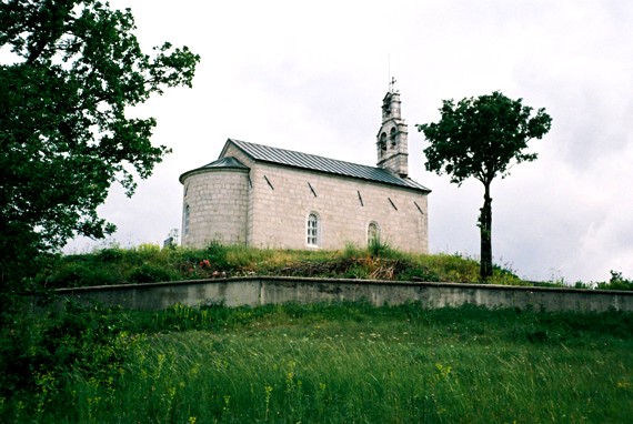 HRAM SV. APOSTOLA MATEJE NA VILUSIMA