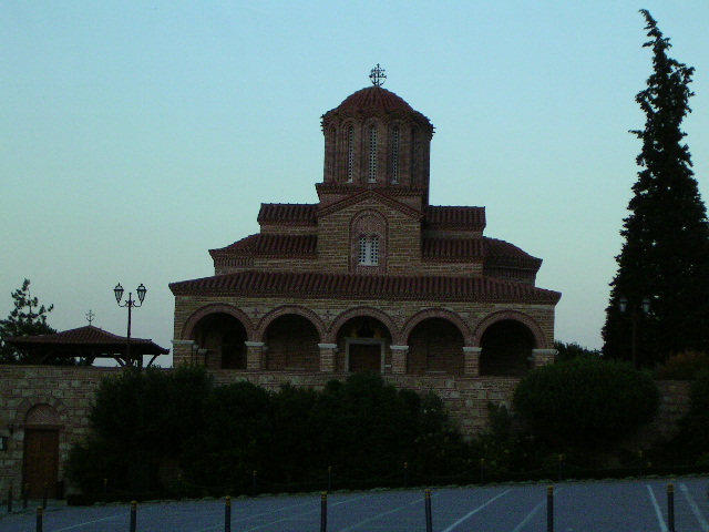 Manastir Suroti