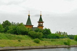DNU 
Вид с теплохода 
2006-07-18 08:04:02