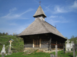 zidan2703 
Biserica de lemn din Sinca Noua - Brasov 
2006-07-31 13:22:35