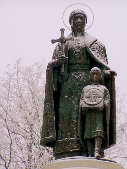 2003 monument to Saint Olga, princess of Kiev, and her son Sviatoslav