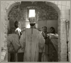 mihaela 
Liturghie / Liturgy 
106 
2006-08-02 21:35:25