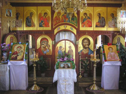 gilder 
Церков Св.Преп.Серафима Саровского ; Костомлоты 
2006-08-06 12:03:48