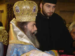 kixe35 
THEOPHILOS-PATRIARCH OF JERUSALEM 
2006-08-24 03:35:47