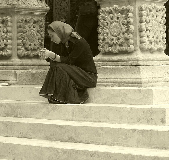 listening the preach / ascultând predica