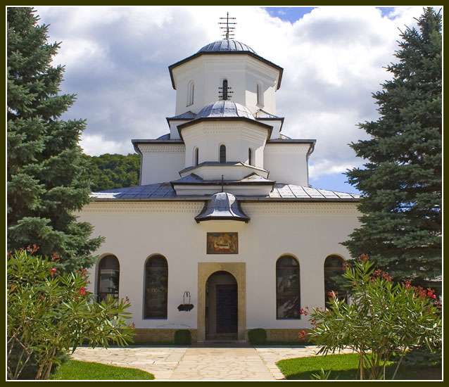 MANASTIREA TISMANA - GORJ