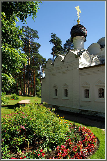 Summer in Arkhangelskoye