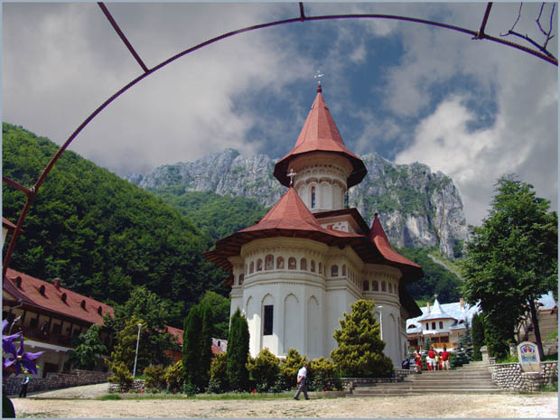 Manastirea Rameti (1)