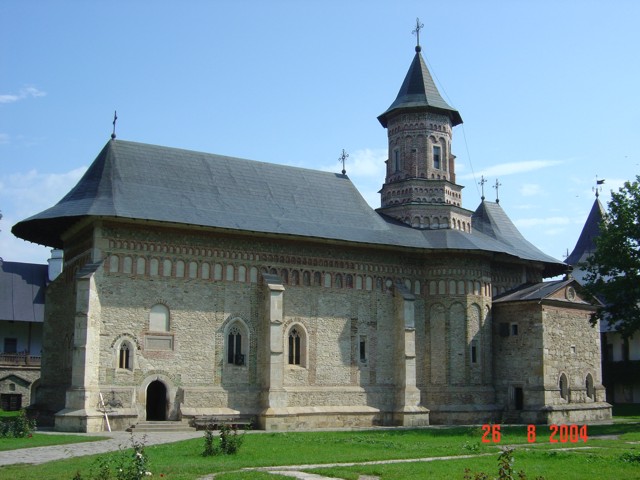 Biserica mare de la Manastirea Neamt