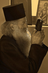 GuliVar 
У цркви Св.Троице у Жупи 
2006-09-22 23:08:11