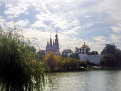 Dunyasha 
Новодевичий монастырь 
2006-09-26 07:52:04