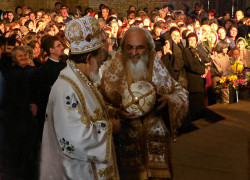 Vladimir 
Владика шабачки и владика ваљевски // Bishops Lavrentije and Milutin 
2006-09-26 22:58:48