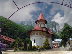 mircea_valcu 
Manastirea Rameti (1) 
2006-09-14 12:42:19