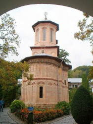 ica 
Biserica de piatra a Manastirii Dintr-un Lemn (sec. XVII) 
2006-09-18 20:44:42
