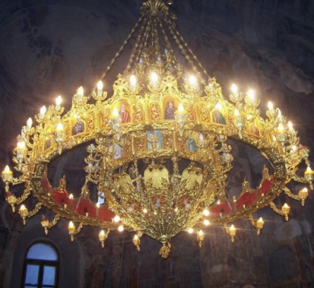Polijelej u crkvi manastira Novo Hopovo.