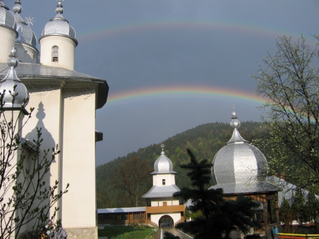 Curcubeu la Horaita