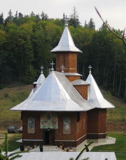 M-rea "Acoperamantul Maicii Domnului" - Dejani, Brasov