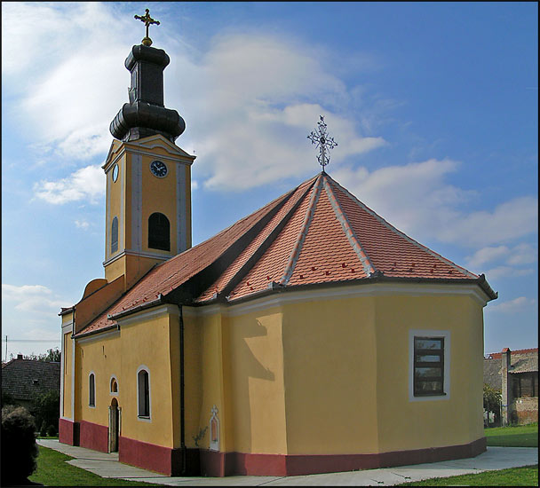 Црква у селу Ривица