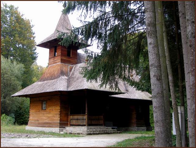 Manastirea Sihastria - Biserica din cimitir