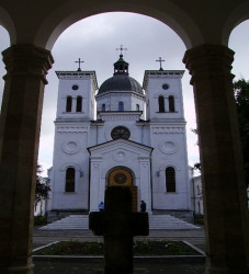 tea 
Bistrita Monastery 
2006-10-14 22:23:07