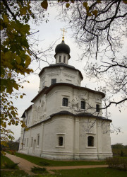 aleh69 
Храм Рождества (1697г. - 1701г.) алтарь. Бородино 2006. 
2006-10-16 10:40:37