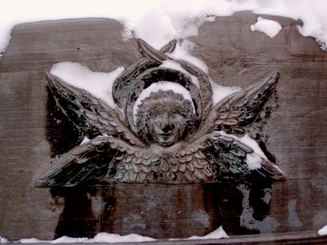 Bell angel