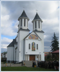 zidan2703 
Biserica Sf. M. M. Mina - Noua, Brasov 
2006-11-13 09:13:55