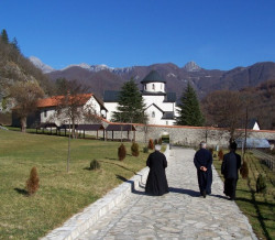 sapuric 
MANASTIR MORAČA 
2006-11-27 23:42:48