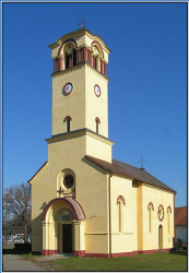 dragoj03 
Црква у селу Бадовинци 
2006-11-30 08:04:53