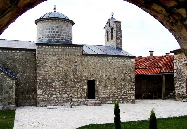 MANASTIRSKI HRAM