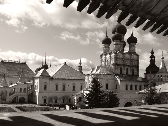 Kremlin of Rostov-Veliki, 2004