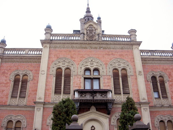 Vladičanski dvor