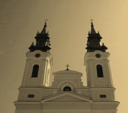 ille 
The Cathedral of Arad 
2006-12-03 22:04:28