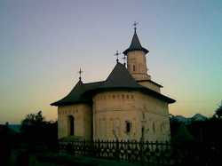 alinaaugust 
biserica Domnitelor din Suceava 
2006-12-04 10:48:41
