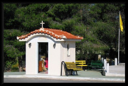igors 
Chapel in Skala Oropou town, near Athens. 
2006-12-08 21:53:17