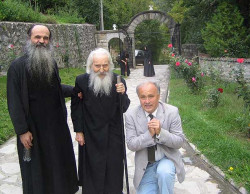 Vladapop 
На одмору 
2006-12-09 10:38:38