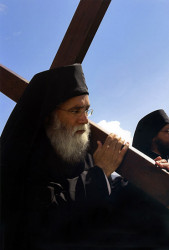 ioakeim 
Monastery of Saint Augustine and Saint Seraphim of Sarov in Greece. 
214 
2006-12-18 22:46:28