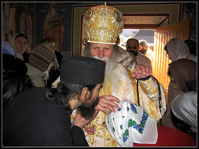 +++ Archbishop Pimen of Suceava and Radauti +++