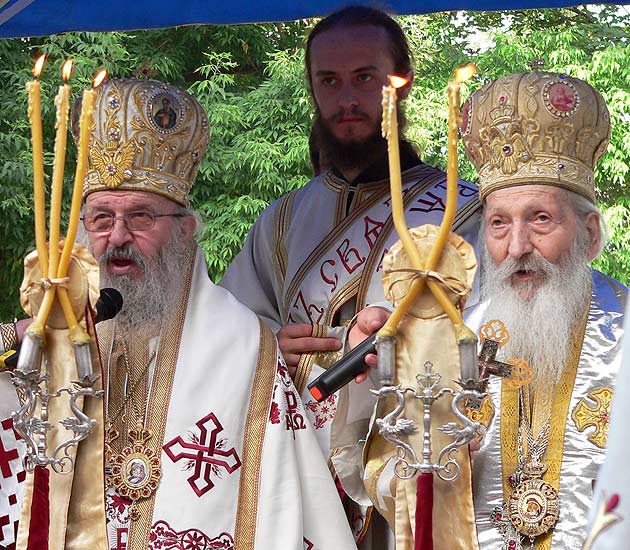 Patriarcha Pavle i władyka Artemije