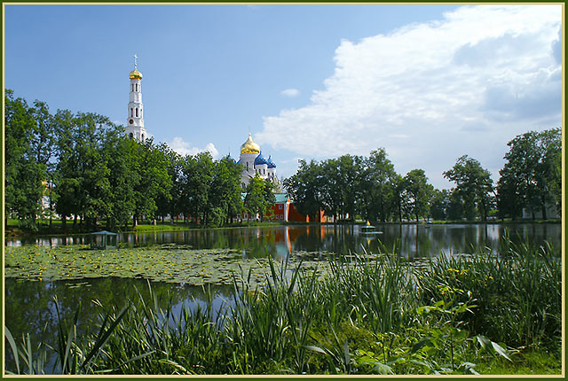 In the Silence of the Nikolo-Ugreshsky Monastery [2]