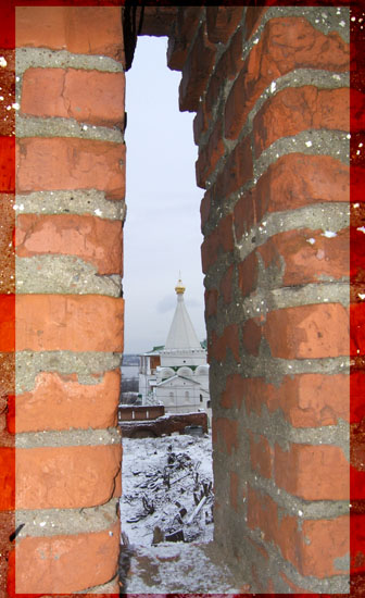 Сквозь бойницу