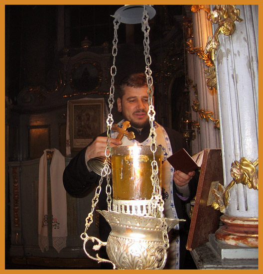 Отац Вујадин