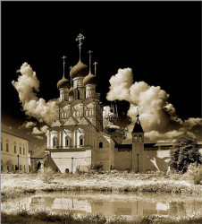 sqlap 
Ростовский Кремль 
2007-01-13 05:45:52