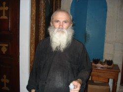 sera 
father Makarios 
2007-01-15 11:30:26