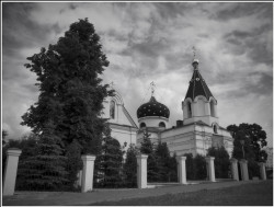 aleh69 
Храм равноапостольной Марии Магдолины г.Минск ЧБ 
2007-01-16 22:31:37