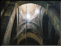 AleksaSrbin 
у храму 
185 
2007-01-21 07:28:01